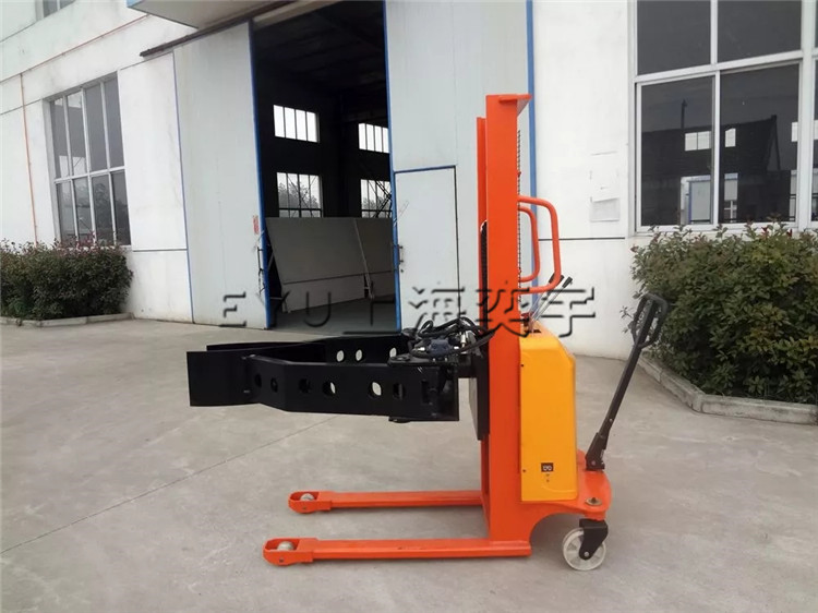 半電動(dòng)紙卷夾抱翻轉(zhuǎn)堆高車